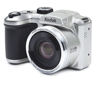 Kodak PIXPRO AZ251 1/2.3" Appareil photo Bridge 16 MP CCD (dispositif à transfert de charge) 4608 x 3456 pixels Noir, Argent