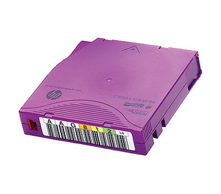 Hewlett Packard Enterprise C7976AN cassette vierge Blank data tape LTO 1,27 cm