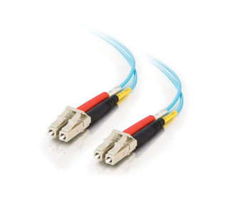 C2G Câble de raccordement en fibres optiques multimodes LC-LC 50/125 OM3 Duplex PVC (LSZH) 10 Gbit de 2 M - Aqua
