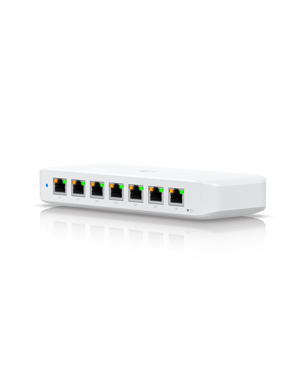 Ubiquiti Ultra 210W Géré L2 Gigabit Ethernet (10/100/1000) Connexion Ethernet, supportant l'alimentation via ce port (PoE) Blanc