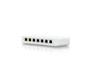 Ubiquiti Ultra 210W Géré L2 Gigabit Ethernet (10/100/1000) Connexion Ethernet, supportant l'alimentation via ce port (PoE) Blanc