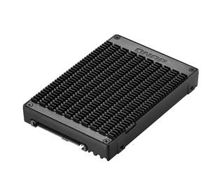 QNAP QDA-UMP4 Boîtier de disques de stockage Enceinte ssd Noir 2.5"