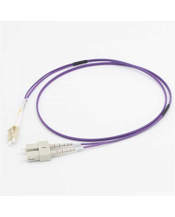 C2G 2 M CORDON DE RACCORDEMENT FIBRE OPTIQUE LC/SC OM4 LSZH - VIOLET