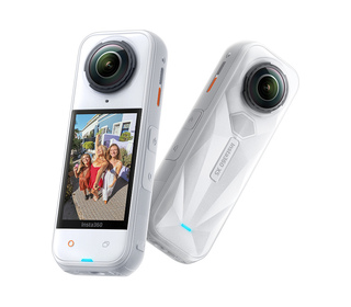 Insta360 X5 caméra pour sports d'action 72 MP 8K Ultra HD 25,4 / 1,28 mm (1 / 1.28") Wifi 539 g